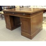 941 1562 WRITING DESK